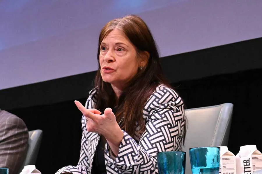 photo of Rebecca Wright