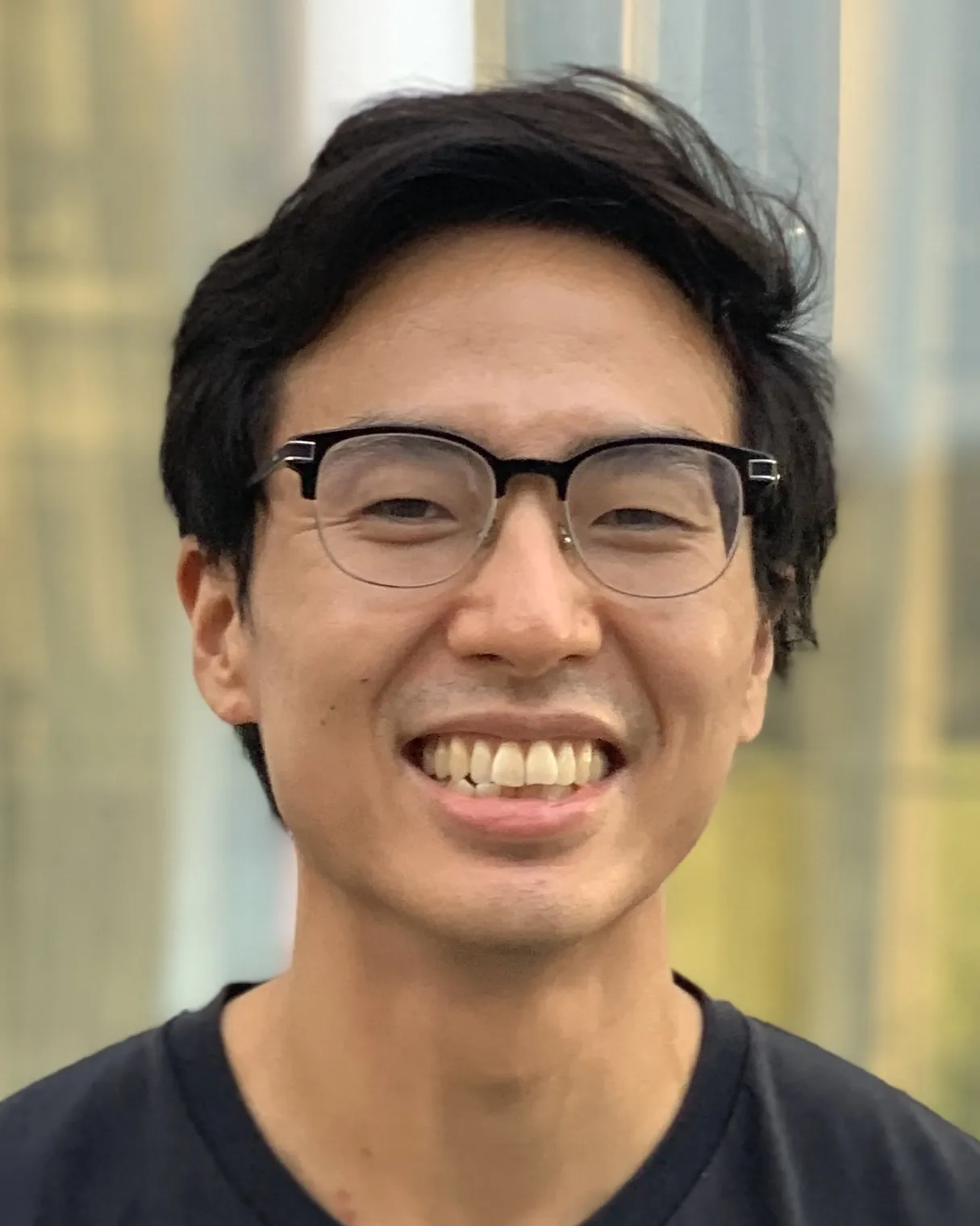 Headshot of speaker: Stephen Tu 