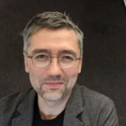 Photo of Dennis Tenen