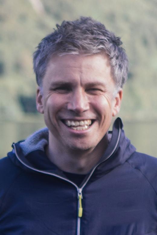 Andrew Yates headshot