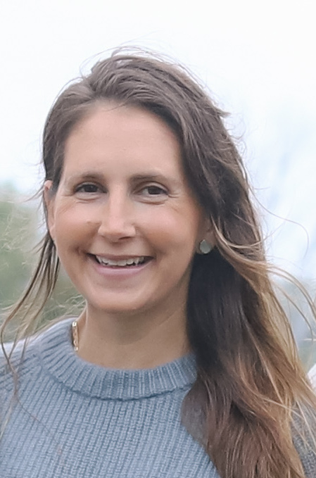 Courtney Knights headshot